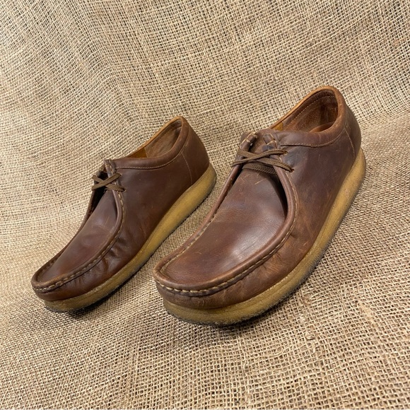 Clarks Other - Clarks Wallabies  Originals Brown Leather  Beeswax Chukka Shoes Size 13 M